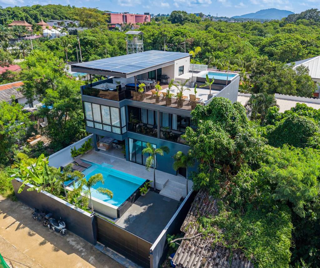 5 bedrooms Villa in Phuket, Thailand No. 25318