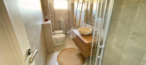 3 rooms Apartment in Saronno, Italy No. 8675 19