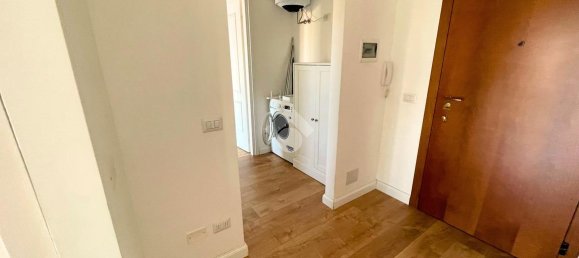 3 rooms Apartment in Saronno, Italy No. 8675 10