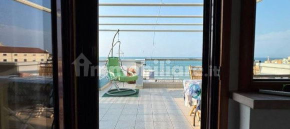 2 bedrooms Apartment in Termoli, Italy No. 316178 3