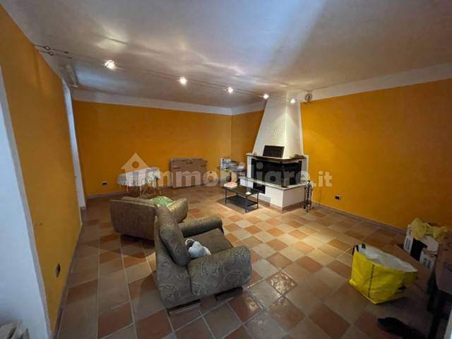 3 Schlafzimmer Villa in Verbania, Italy, Nr. 177010