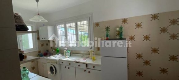 3 Schlafzimmer Villa in Verbania, Italy, Nr. 177010 16