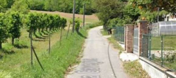 5 rooms Apartment in Incisa Scapaccino, Italy No. 16368 16