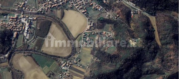 5 rooms Apartment in Incisa Scapaccino, Italy No. 16368 3