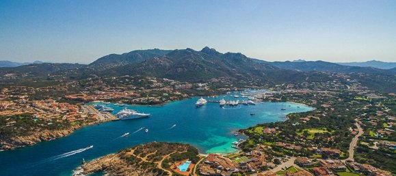 7 bedrooms Villa in Arzachena, Italy No. 123041 17