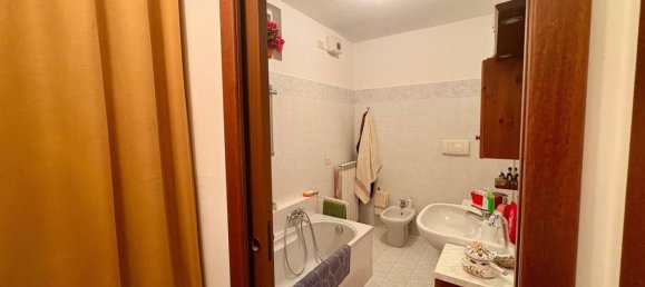 Apartamento T2 em Albano Sant'Alessandro, Italy N.º 357971 7