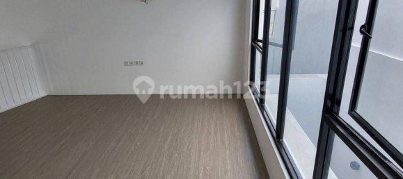 3 bedrooms House in Kalideres, Indonesia No. 1998 45