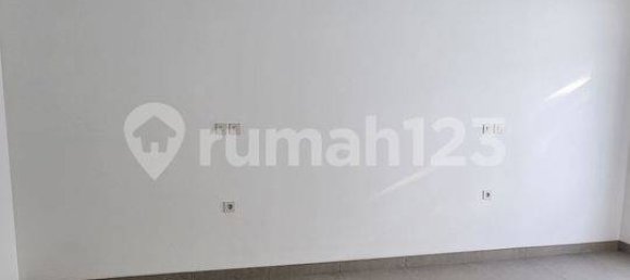 3 bedrooms House in Kalideres, Indonesia No. 1998 51