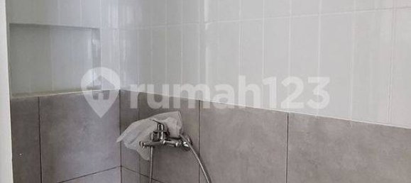 3 bedrooms House in Kalideres, Indonesia No. 1998 12