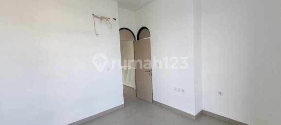 3 bedrooms House in Kalideres, Indonesia No. 1998 56