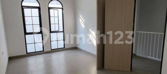 3 bedrooms House in Kalideres, Indonesia No. 1998 22