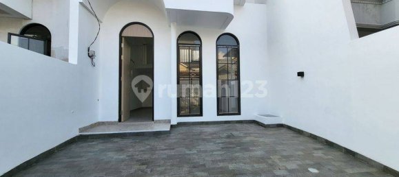 3 bedrooms House in Kalideres, Indonesia No. 1998 32