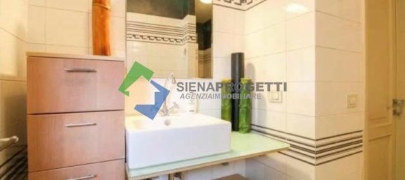 3 bedrooms Apartment in Siena, Italy No. 60671 6