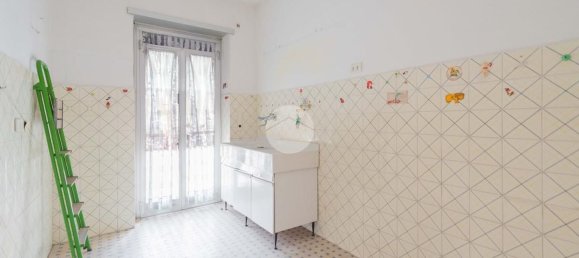 3 bedrooms Apartment in Rome, Italy No. 375939 9