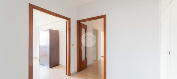 3 bedrooms Apartment in Rome, Italy No. 375939 5