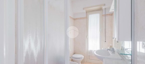 3 bedrooms Apartment in Rome, Italy No. 375939 18