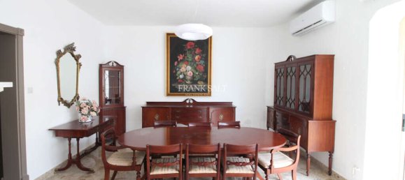 Villa de 4 dormitorios en Ta' Xbiex, Malta No. 10105 3