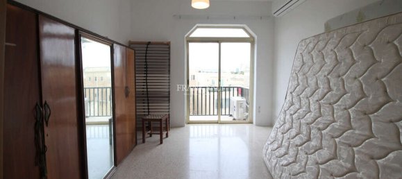 Villa de 4 dormitorios en Ta' Xbiex, Malta No. 10105 29