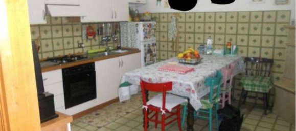 5-salle Appartement à Lariano, Italy No. 193568 10