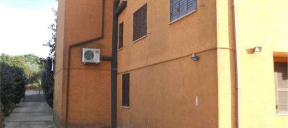 5-salle Appartement à Lariano, Italy No. 193568 16