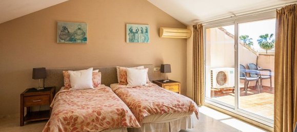 2 bedrooms Penthouse in Marbella, Spain No. 181066 3