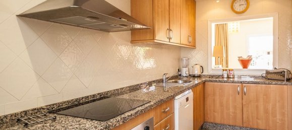 2 bedrooms Penthouse in Marbella, Spain No. 181066 4