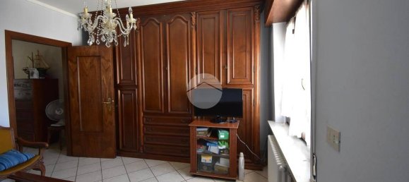 Studio in Castiglione delle Stiviere, Italy, Nr. 272213 24