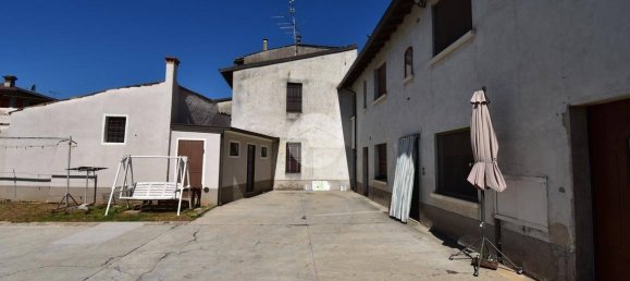 Studio in Castiglione delle Stiviere, Italy, Nr. 272213 42