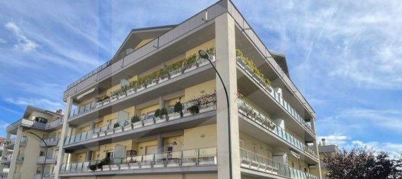 Penthouse T2 em Avezzano, Italy N.º 34383 2