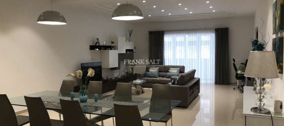 3 bedrooms Apartment in Sliema, Malta No. 8964 2