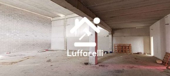 Lagerhaus in Marsciano, Italy 333m², Nr. 42136 4