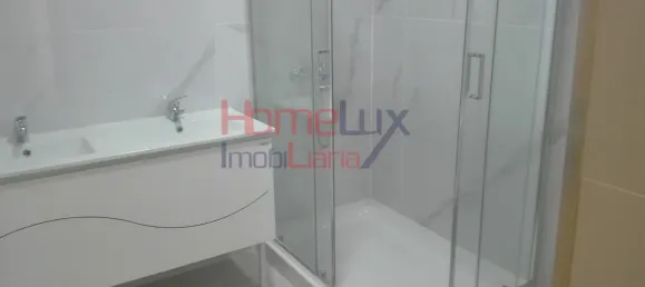 2 chambres Maison à Porto, Portugal No. 187419 2