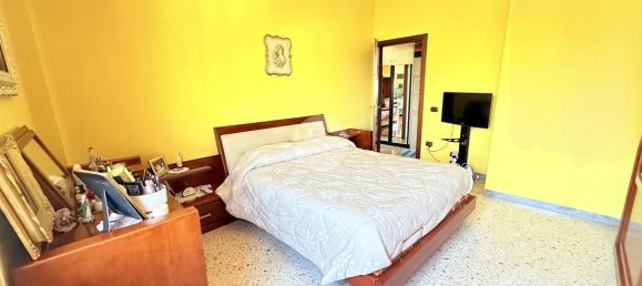 Квартира с 3 комнатами в Неаполь, Италия № 125280 22