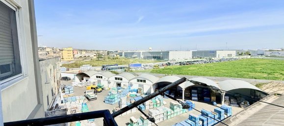 Квартира с 3 комнатами в Неаполь, Италия № 125280 19