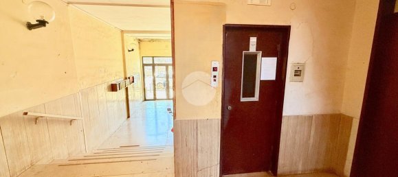 Квартира с 3 комнатами в Неаполь, Италия № 125280 4