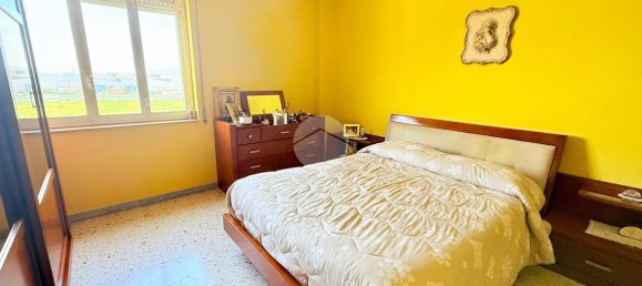 Квартира с 3 комнатами в Неаполь, Италия № 125280 21