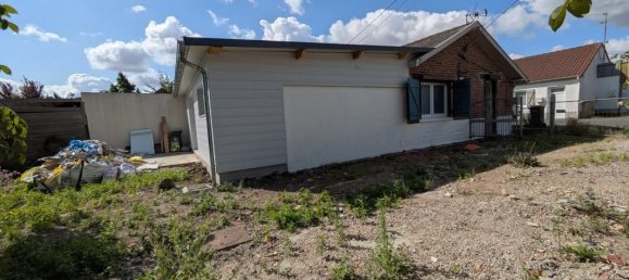 2 Schlafzimmer Haus in Sailly-sur-la-Lys, France, Nr. 281124 2