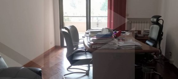 3-salle Bureau à Bari, Italy No. 26479 12