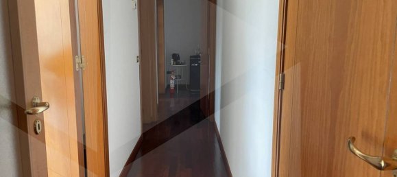 3-salle Bureau à Bari, Italy No. 26479 16