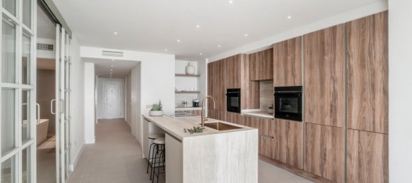 3 bedrooms Apartment in Marbella, Spain No. 137974 11