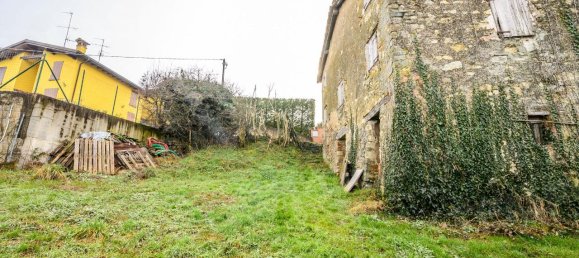 3 rooms House in Serramazzoni, Italy No. 150995 7