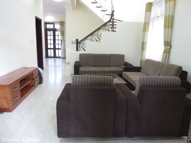 4 bedrooms Villa in Tay Ho, Vietnam No. 4914