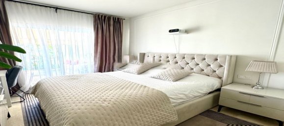 Apartamento de 2 dormitorios en Marbella, Spain No. 127040 13