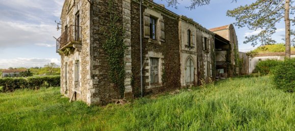 10 bedrooms House in Nantes, France No. 343673 8