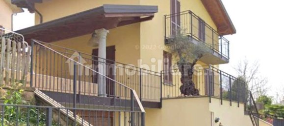 Вилла с 5 комнатами в Бривьо, Италия № 260207 4