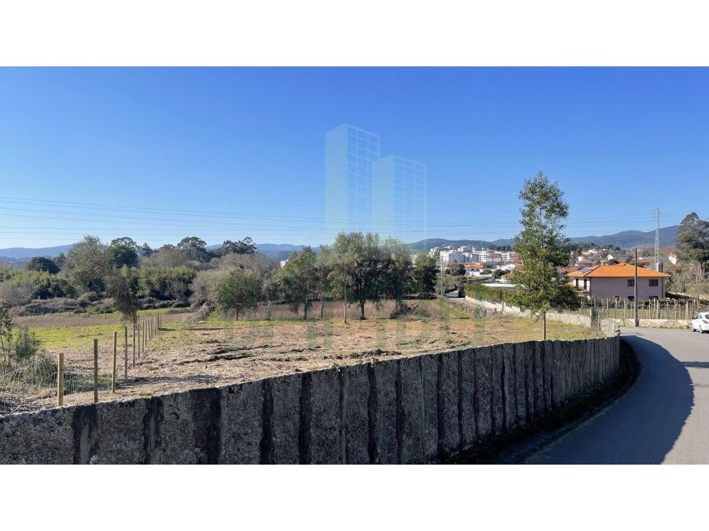 Terreno en Valenca, Portugal 7230 m² No. 50418