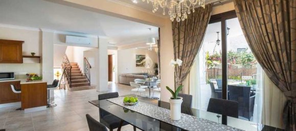 4 bedrooms Villa in Argaka, Cyprus No. 19074 14