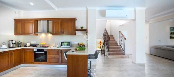 4 bedrooms Villa in Argaka, Cyprus No. 19074 15