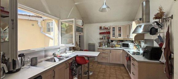 Casa de 5 dormitorios en Saint-Maur-des-Fosses, France No. 327081 3