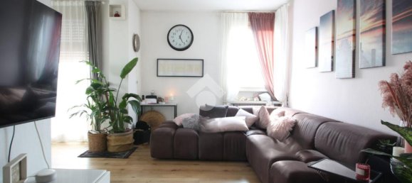 2 Schlafzimmer Wohnung in Garbagnate Milanese, Italy, Nr. 298389 4